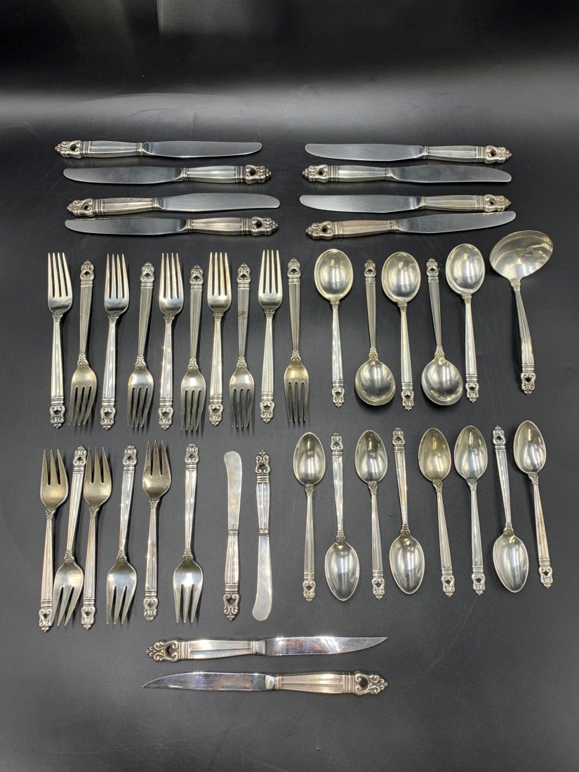 Royal Danish by International Sterling 50.6 Troy Oz.: Royal Danish by International Sterling Flatware 50.6 Troy Oz. 12 Handled knives counted as 4 troy oz. Blades marked: INSICO STAINLESS. (8) Dinner knives 9", (2) steak knives 8", (8) tea spoons 6", (5)
