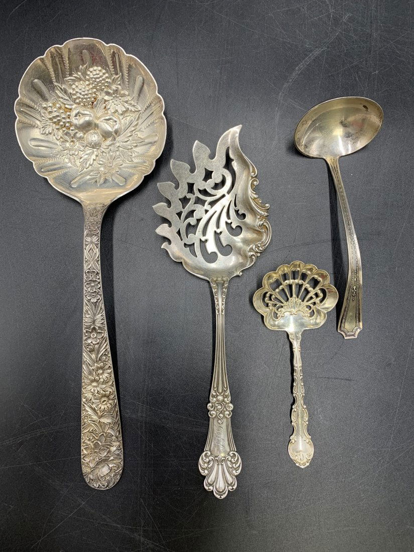 4 Fancy Sterling Serving pcs 6.83 Troy oz. (1 of 13)