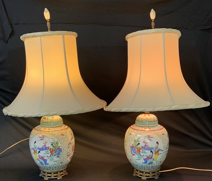 Pair of  Antique  Chinese Hand-Painted Porcelain Lamps (1 of 11)
