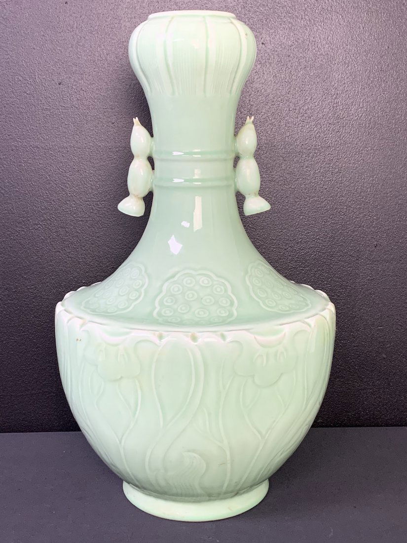 Large Chinese Green Celadon Porcelain Vase (1 of 20)