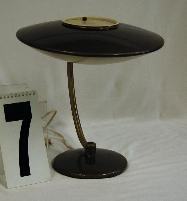 DAZOR TABLE LAMP