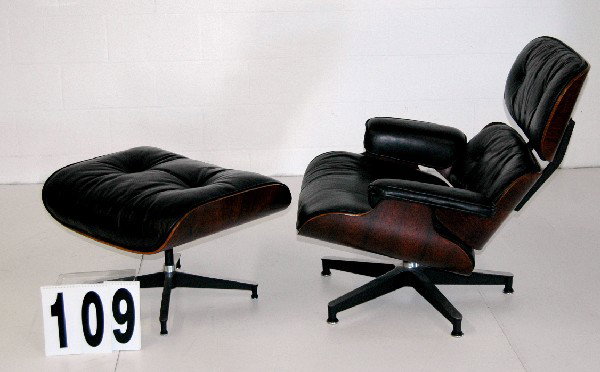 CHARLES EAMES LOUNGE CHAIR