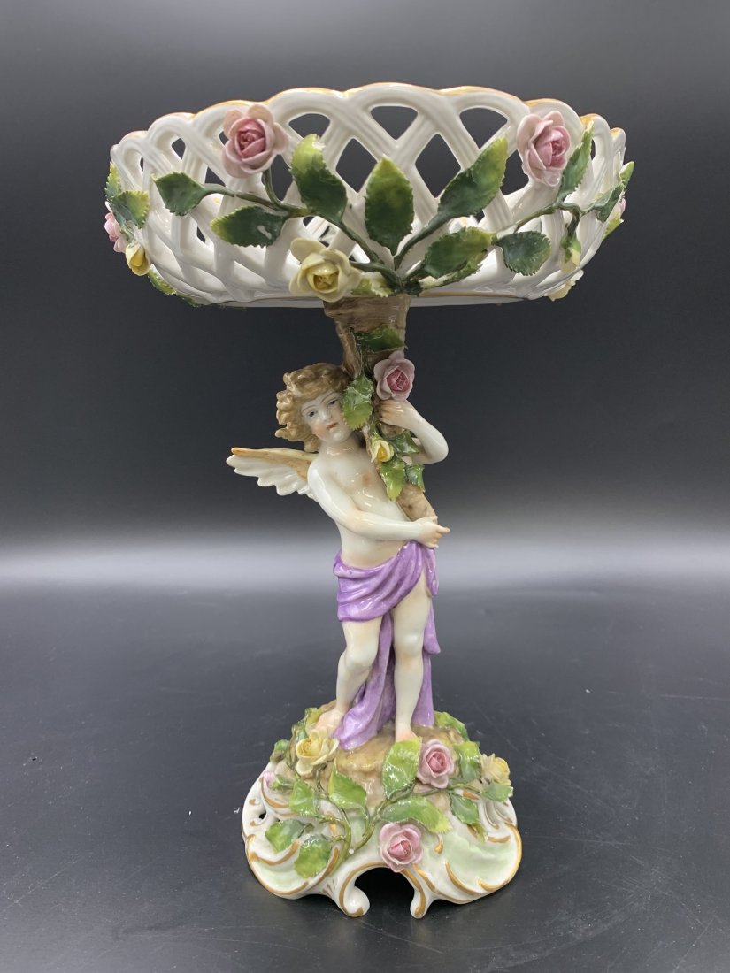 Porcelain Figurines & Statuettes for Sale at Auction Porcelain Figurines & Statuettes for Sale at Auction