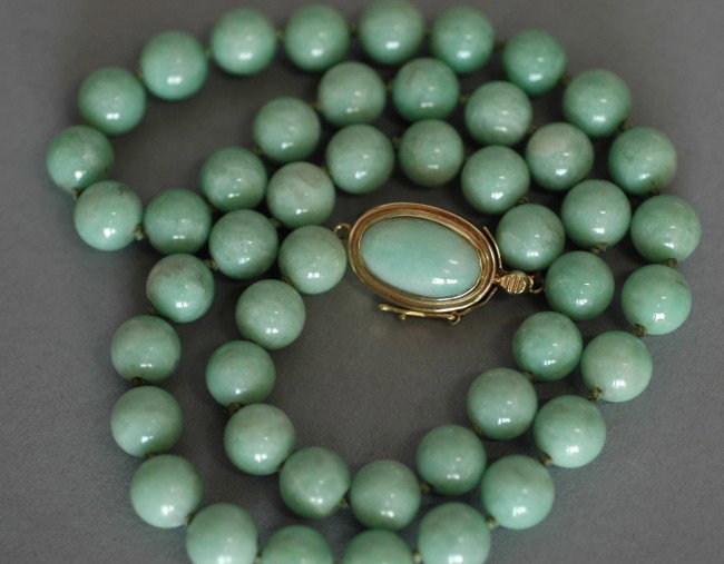 JADE NECKLACE