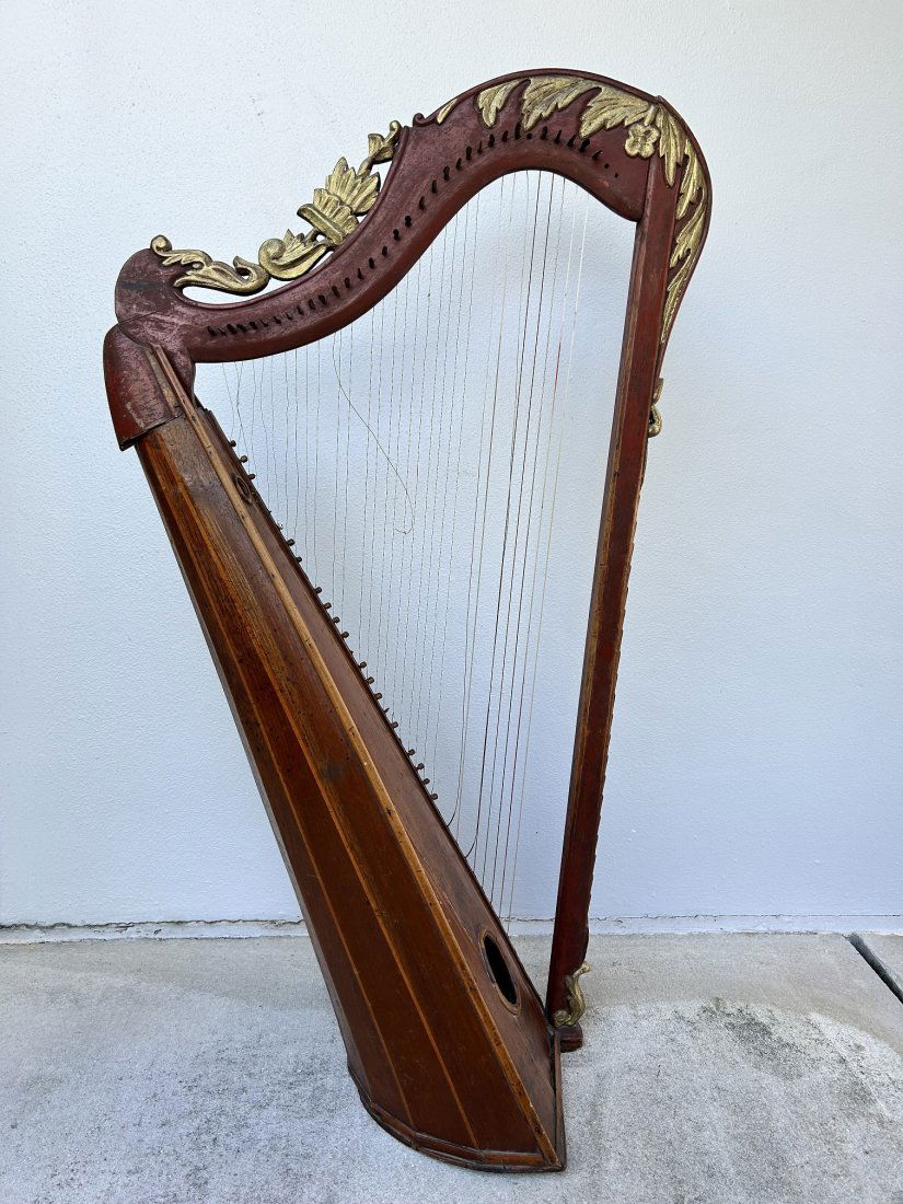 Arpa Ayacuchana Peruvian Diatonic Harp-50" tall: Arpa Ayacuchana Peruvian Harp. The Peruvian harp is known as a diatonic harp because unlike that of western classical harps, the Peruvian harp is without peddles, and thus can only be tuned to one par