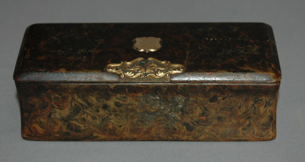 Papier Mache' Box: Papier mache' box with Victorian gold crest and thumb clasp, 4.5w, 2d, 1.15h, c 1820-1830, very good condition, stamped XII inside lid and inside box.