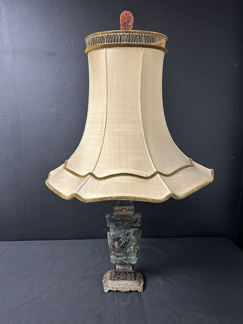 Early 20th Century Chinese Carved Fluorite Jade Table  Lamp (1 of 20)