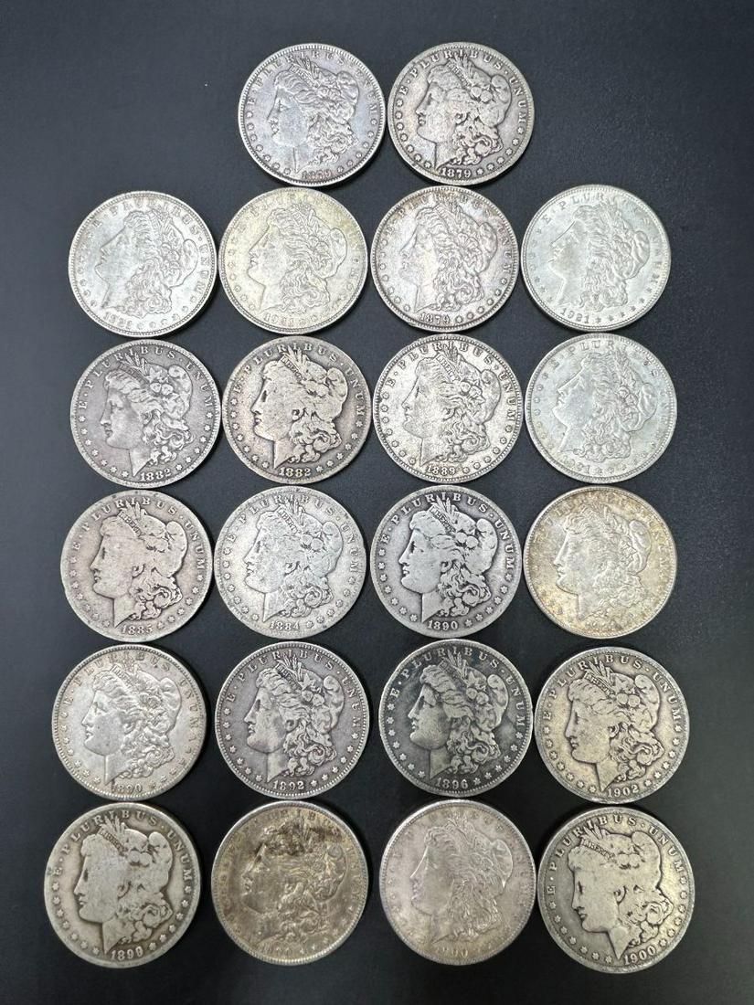 Estate Lot of 22 Morgan Silver Dollars 1879-1921 (1 of 13)