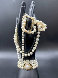 Estate Lot - 4 Pieces of Pearl Jewelry - Bracelet and Necklace: Estate Lot of 4 Pieces of Bracelet and Necklace Pearl Jewelry. (1). Vintage 14K gold clasp luster double strand 6.69mm pearl bracelet. Large 14.92mm center 1/2 pearl encased in 14k gold marked closure