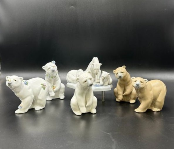 Estate Lot of 6 Porcelain Bear Lladros: Estate Lot of 6 Porcelain Bear Lladros. (1) Pair of Brown Bear Lladros. One sitting #E 2A and Standing E 2M. They range in measurement 4.5" tall x 5" Long. (2) Bear Family Sculpture. 3 Polar Bears sit