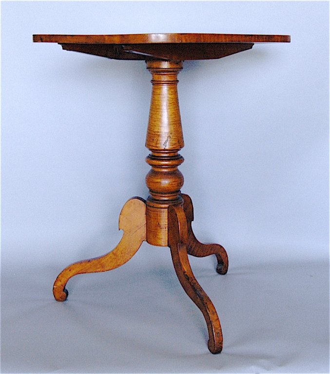 American Striped Maple Tilt Top Stand: Period American striped maple tilt top stand, Beautifully shaped legs and turned post, rectangle top 17.5 x 24, stands 28.