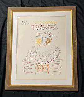 Picasso "Laughing King" Limited Lithograph Print 343/375: Picasso "Laughing King" Limited Lithograph Print 343/375. Beautifully matted and framed in gold layered frame. Facsimile signed in upper left corner and pencil numbered on bottom left 343/375. The pie