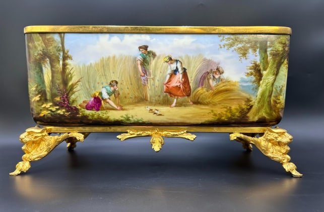 Late 19th Century French Porcelain and Gilt Metal Jardinière Planter (1 of 19)