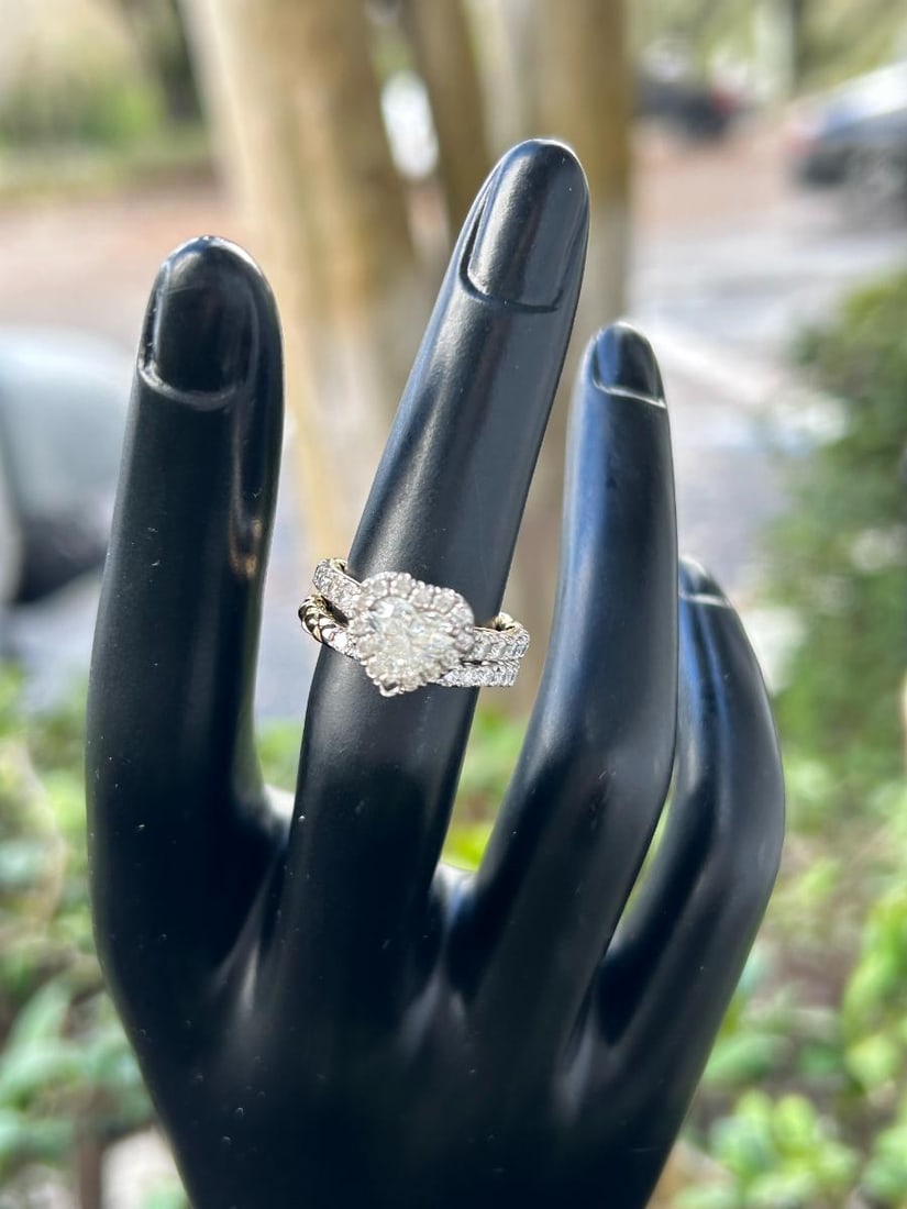 A. Jaffe Forevermark 18k Gold Heart Shaped Diamond Wedding & Engagement Ring Set (1 of 17)