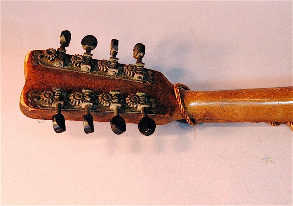 Melon-Back 8 String Mandolin - 3