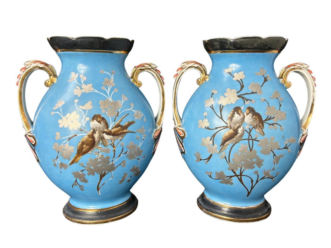 Beautiful Pair of Large Old Paris Hand Painted Vases with Birds (1 of 17)
