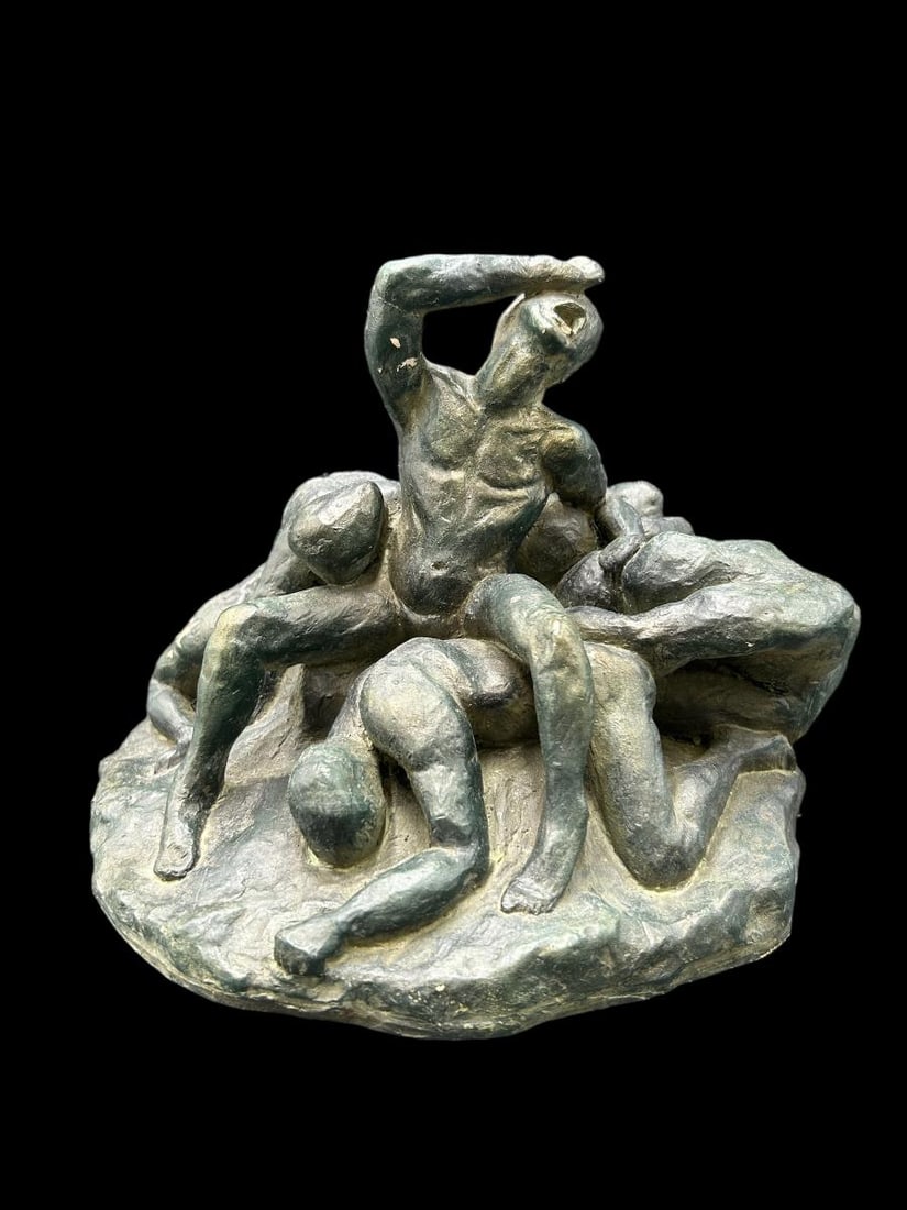 Original Clay Nude Figures Sculpture "Agony" Signed by Artist D. Schepps: Original Clay Nude Figures Sculpture "Agony" Signed by Artist D. Schepps. Vintage sculpture of nude figures with mouths open as they are screaming in "Agony". A round sculpture cast with a green bronz