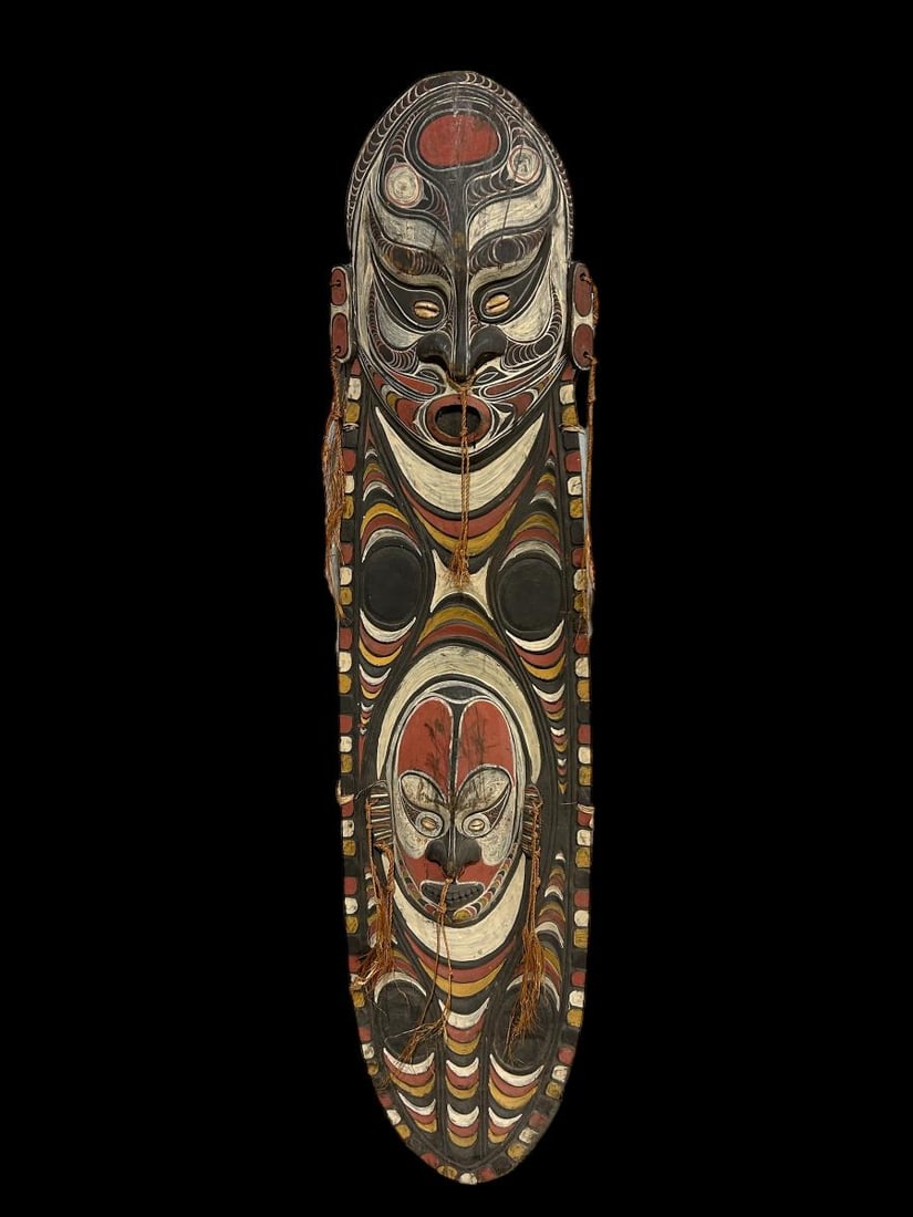 Hand Carved and Painted Wood Papua New Guinea Tribal Armor Shield (1 of 17)