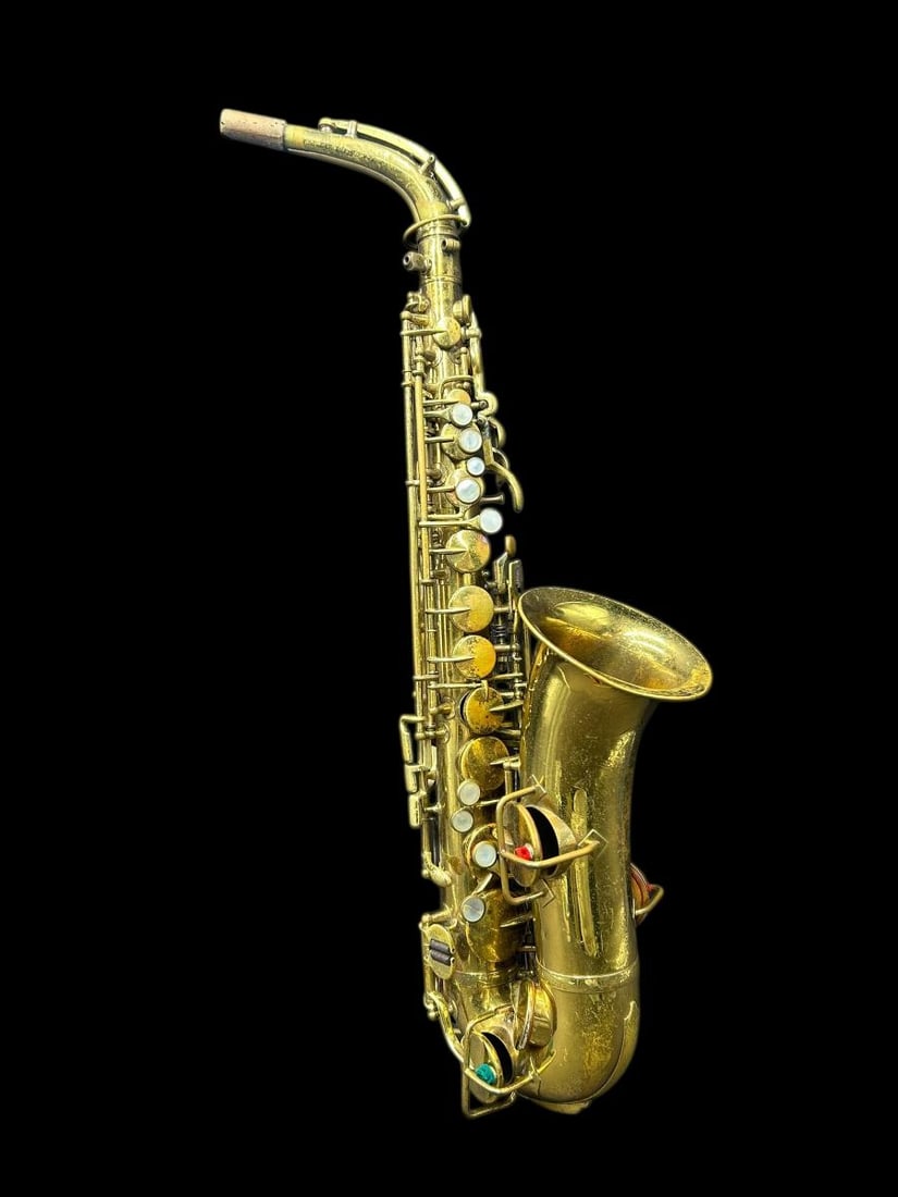 Antique  King H. N, White Model Saxaphone (1915-1928) Restoration Project with case (1 of 20)