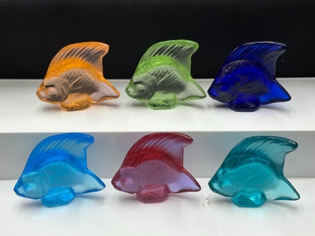 Lot of 6 Lalique France Fish Sculptures in assorted colors 2" x 2" (1 of 15)