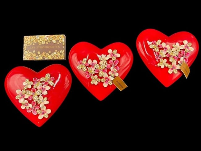 Estate Lot of 3 Jay Strongwater Red Heart Bouquet Boxes with Orginal Boxes /Tags: Estate Lot of 3 Jay Strongwater Red Heart Bouquet Boxes with Original Boxes /Tags. Jay Strongwater primarily uses Swarovski crystals in his hand-crafted designs, which are often complemented by semi-p