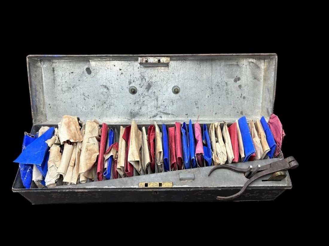 Antique Lyon & Healy Metal Box with Asst Harp Strings & Tools (1 of 16)