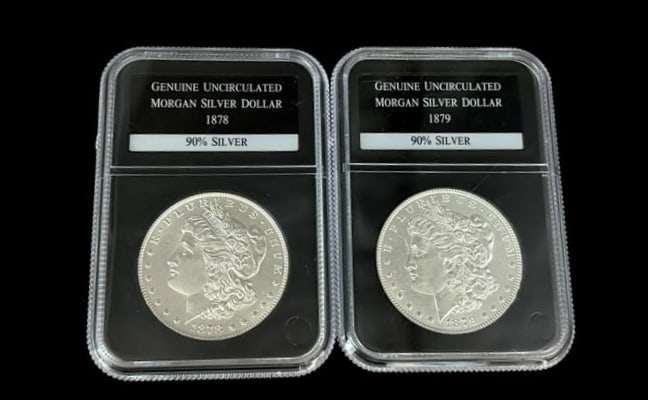 Estate Lot of 20 Morgan Silver Dollars & 5 Peace Silver Dollars, Uncirculated - 2