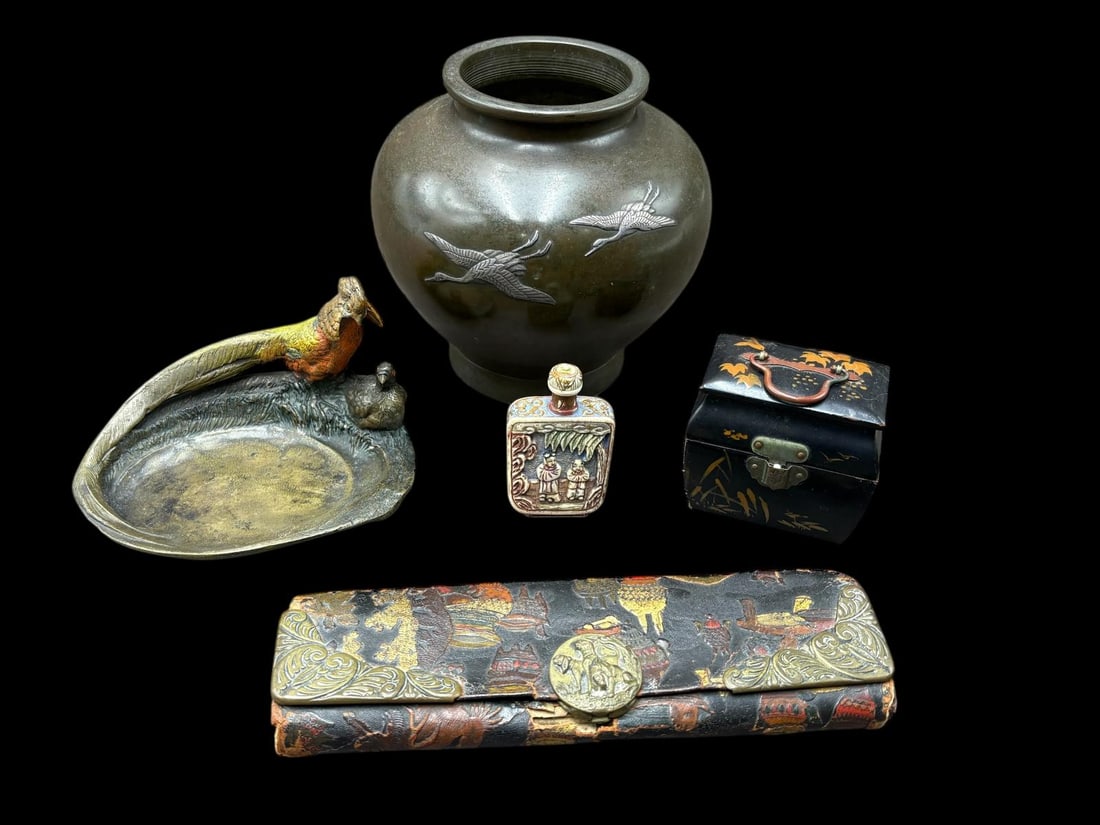 Estate Lot of 5 Antique Chinese & Bronze: Box, Bottle, Tray, Vase & Leather Wallet: Estate Lot of 5 Antique Chinese & Bronze, Box, Bottle, Tray, Vase & Leather Wallet. 1). Small Chinese black lacquer painted box chest with 2 glass perfume bottles.2.5" h x 2.5"w x 2"d. 2). Small carve