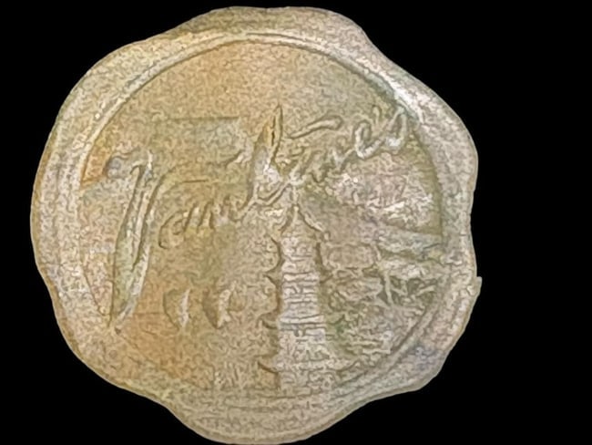 Estate Lot of 5 Antique Chinese & Bronze: Box, Bottle, Tray, Vase & Leather Wallet - 6