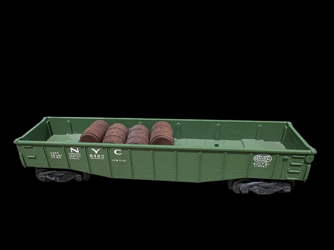 Estate Lot of 7 Vintage Lionel Trains - O Gauge - 14