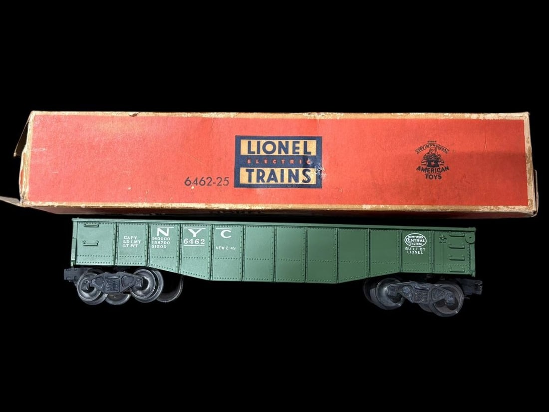 Estate Lot of 7 Vintage Lionel Trains - O Gauge - 15