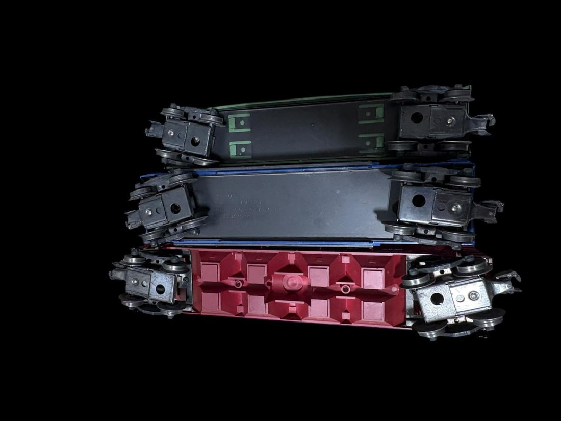 Estate Lot of 7 Vintage Lionel Trains - O Gauge - 20