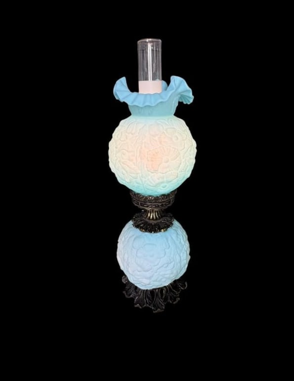 Vintage Fenton "Poppy" Gone With the Wind Blue Table Lamp - 6
