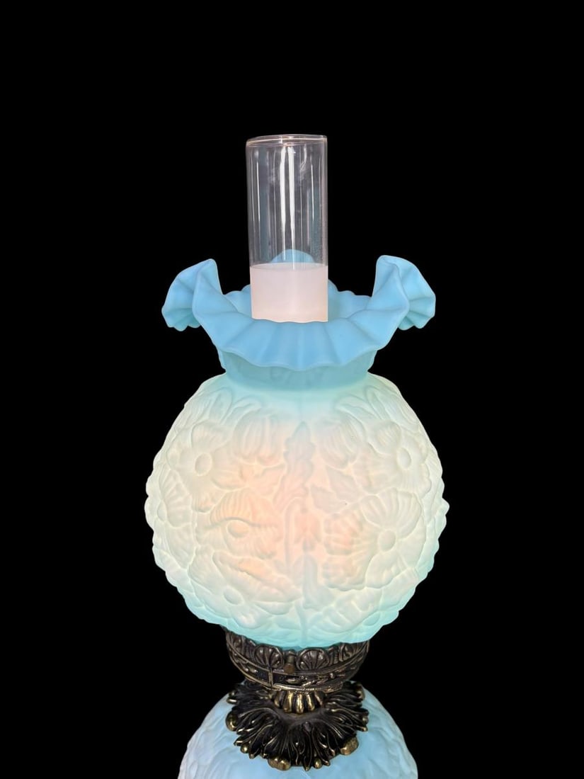 Vintage Fenton "Poppy" Gone With the Wind Blue Table Lamp - 7