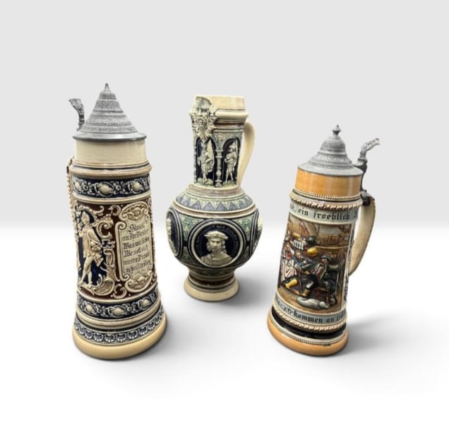 Pre WWII German Beer Steins 4 Liter, 3 Liter & 2 Liter Large Tankards: Pre WWII German Beer Steins 4 Liter, 3 Liter & 2 Liter Large Tankards. 1). 4 Liter Jug (no lid) cobalt blue, green & cream bulbous tankard with one handle. Top tier of stoneware features 5 well dresse