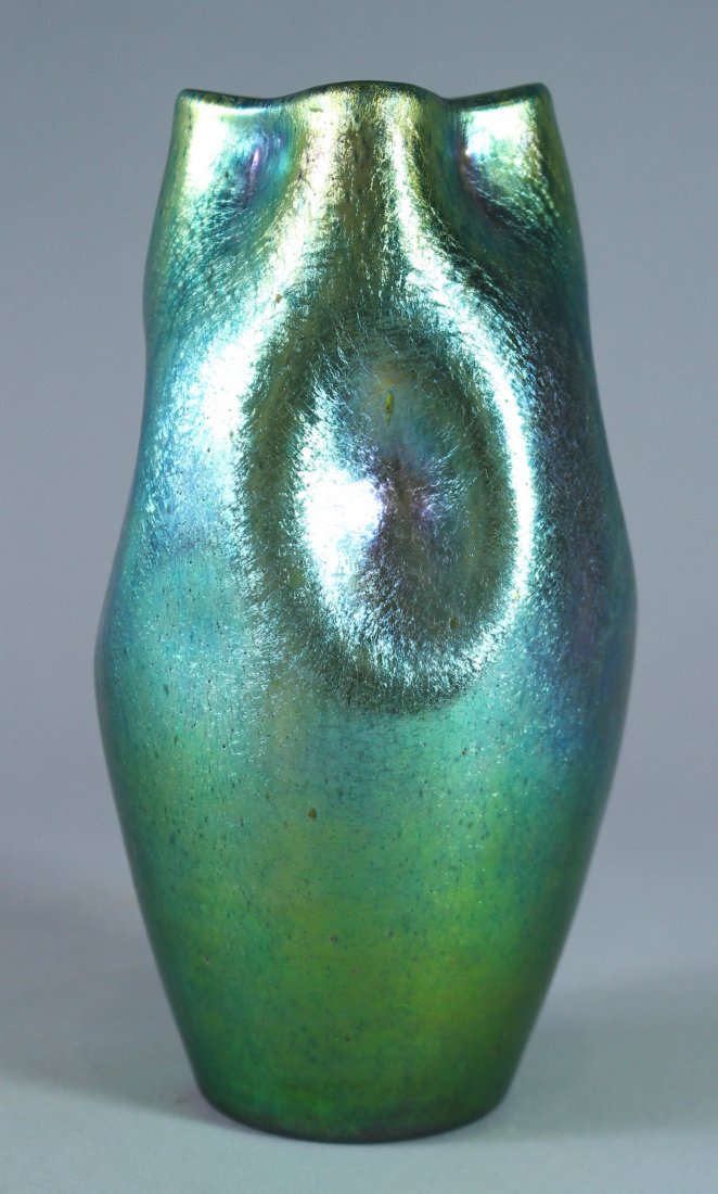Rare Loetz Crete Cisele Vase: Rare Loetz Crete Cisele 7" vase, electric green and blue iridescence with dimpled sides and lobed rim, mint and beautiful.