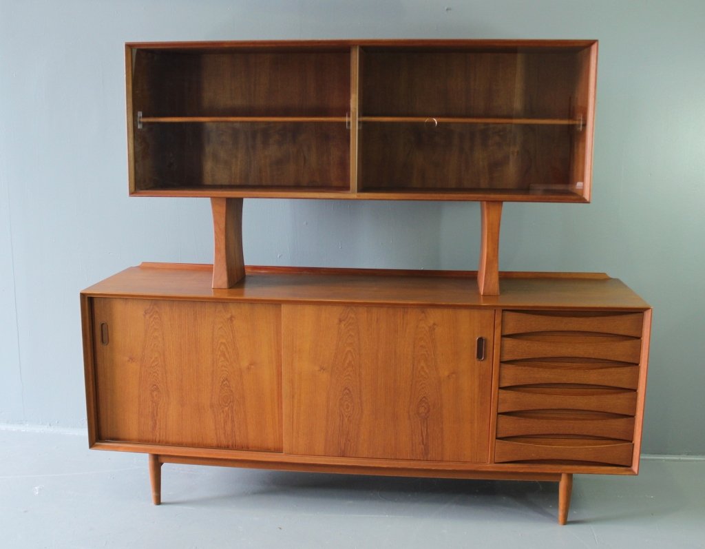 Mid Century Danish Modern Sideboard: Mid century Danish modern tak sideboard with floating top, en suite with previous lot, Siebast Furniture, Denmark, purchased with table and chairs in 1966. Danish Furniture Control metal tag, Siebast 