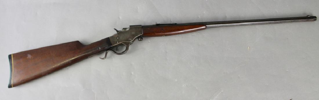 Stevens Model 1915 "Favorite" .22: Stevens model 1915 "Favorite" .22 caliber long rifle, 24" octagon barrel, walnut stock, lever action, good condition.