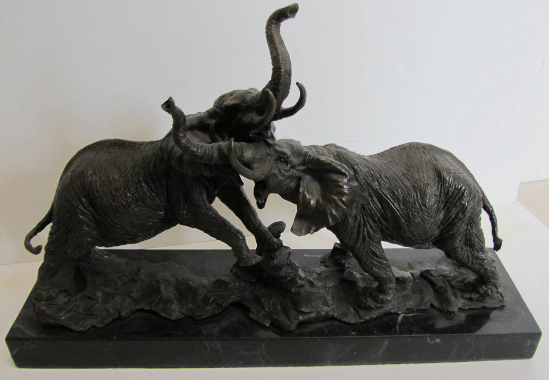 20th C. Bronze statue of elephants: 20th C. Bronze statue of elephants on marble base 13 x 20 x 5 1/2 Auction Estimate 200-400