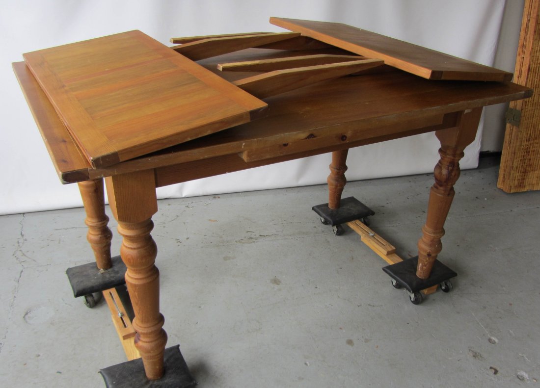 Pine dining table with two extensions