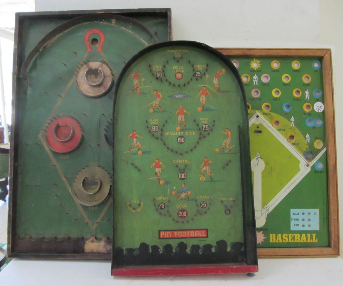 Two Vintage pinball games: Two Vintage pinball games Auction Estimate 50-100