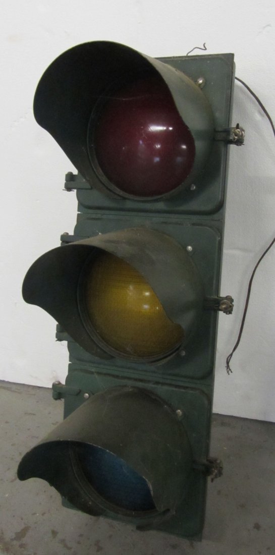 126 Vintage stop light