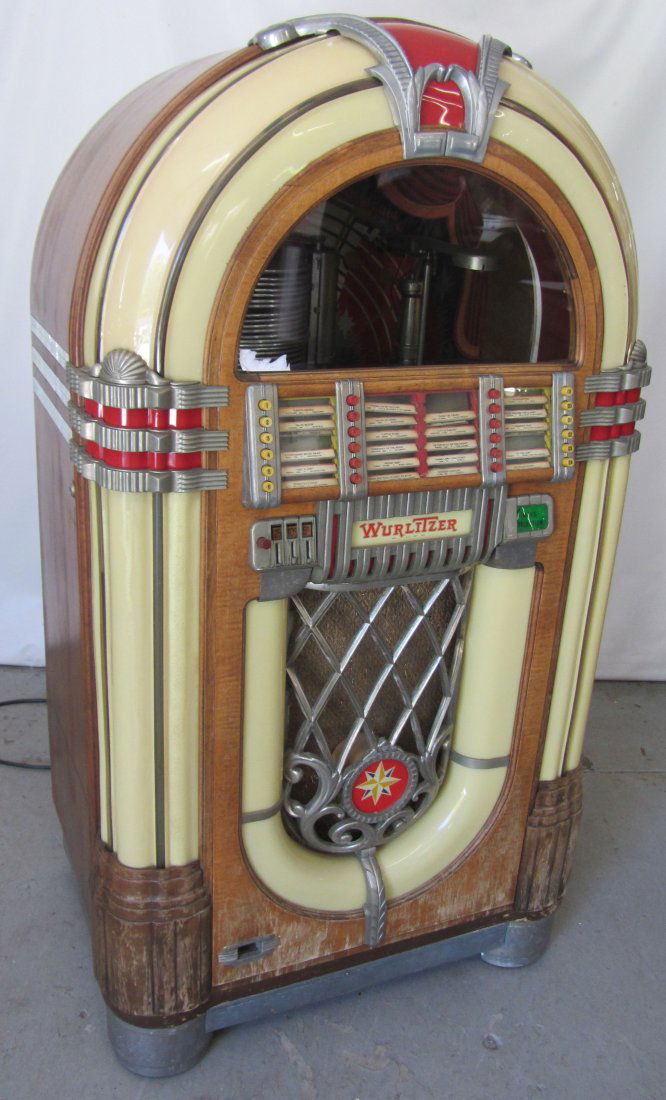 Original C1946 Wurlitzer 1015 Bubbler Jukebox
