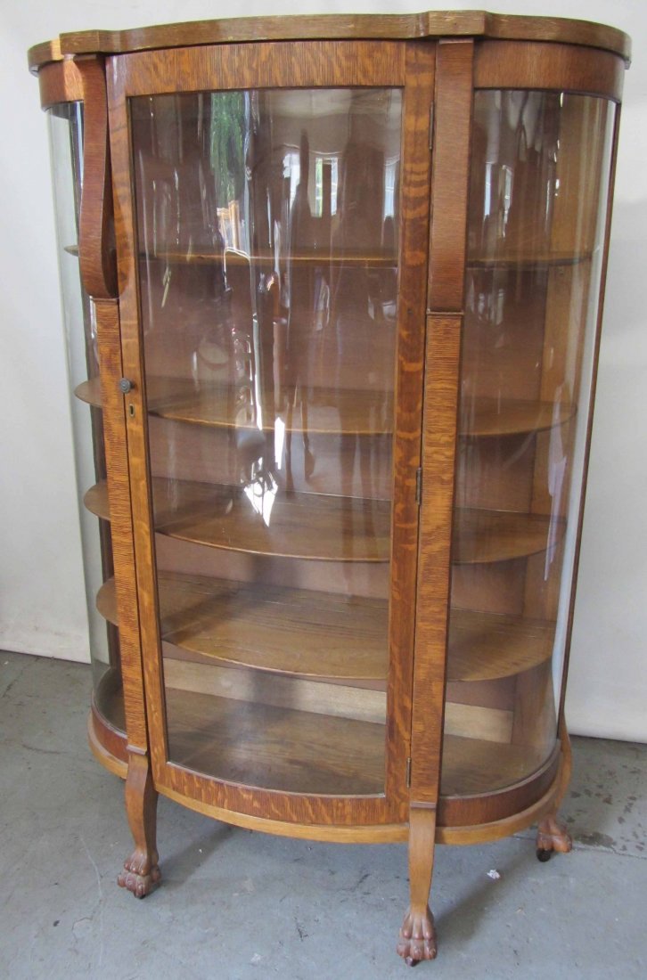 C1890 Quartersawn oak American china: C1890 Quartersawn oak American china 65 x 42 x 16 Auction Estimate 300-600