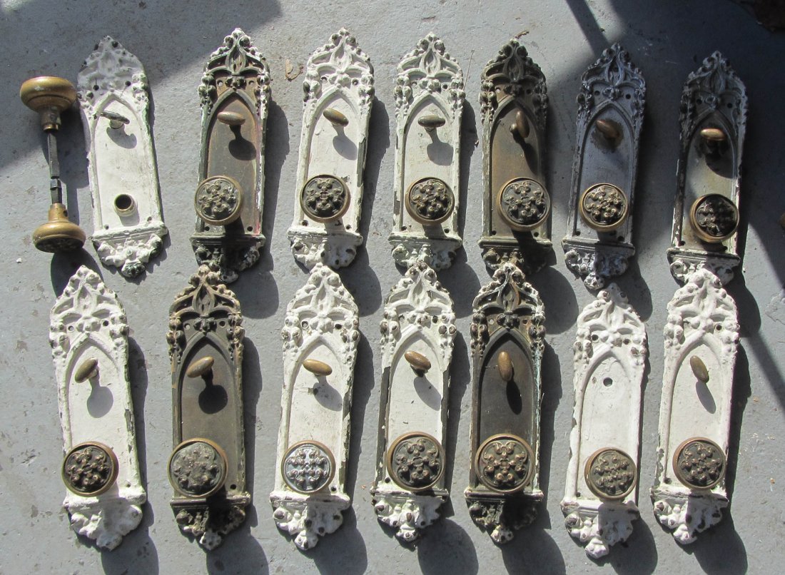 14 19th C. Gothic Bronze door knobs and plates: 14 19th C. Gothic Bronze door knobs and plates Auction Estimate 200-400