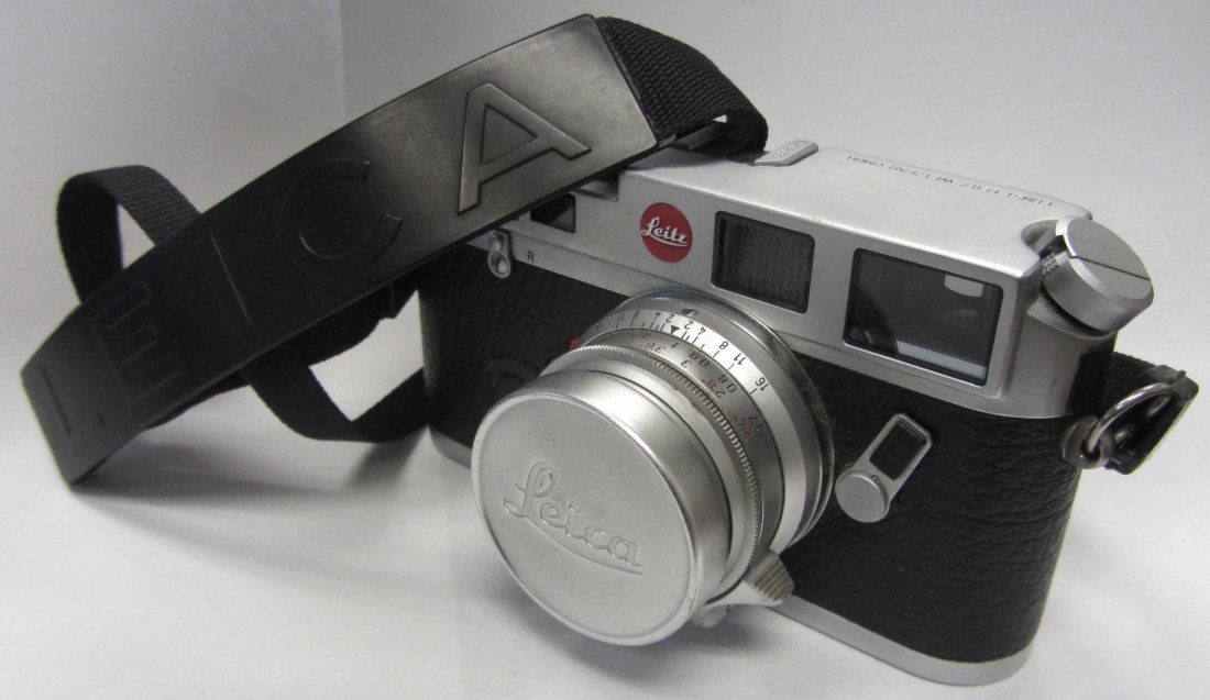 Vintage Leica M6 camera: Vintage Leica M6 camera lens is Leitz Canada 1654232 Summicron 1:2/35 Auction Estimate 750-1500