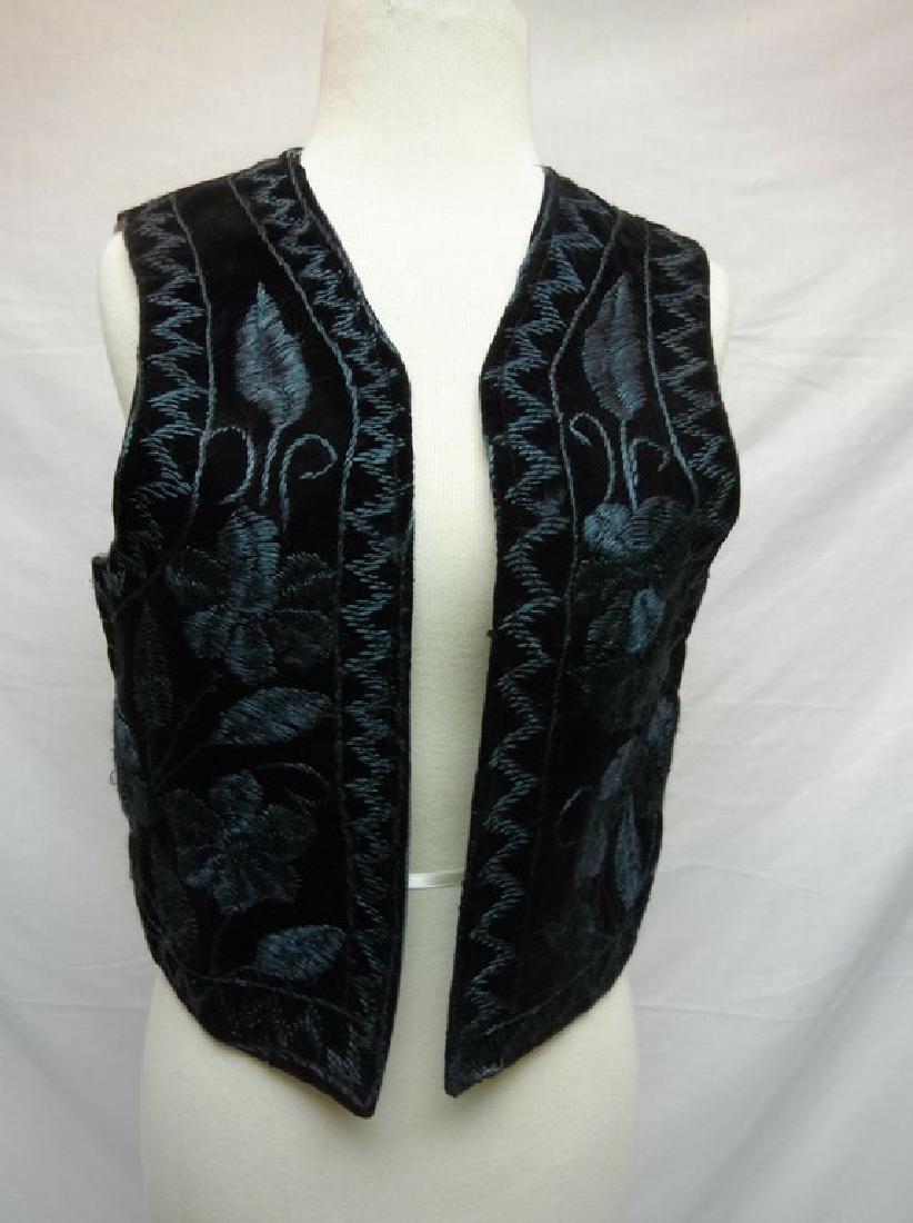 Embroidered Vintage Vest in Velvet (1 of 3)