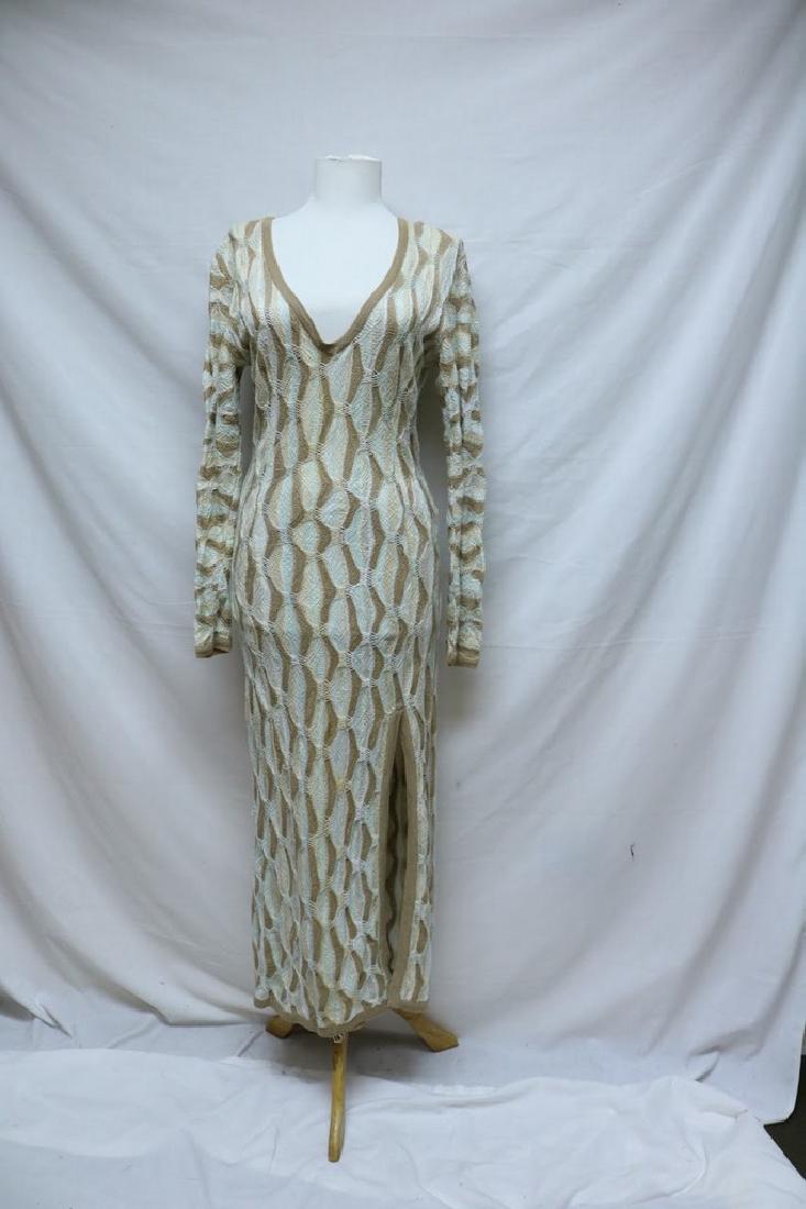1990's Googi Sweater Dress: natural colors, V-neck, fitted bodice, long sleeves, left leg slit, back zipper, approx. 38-40 bust, 28-32 waist, 38-42 hips