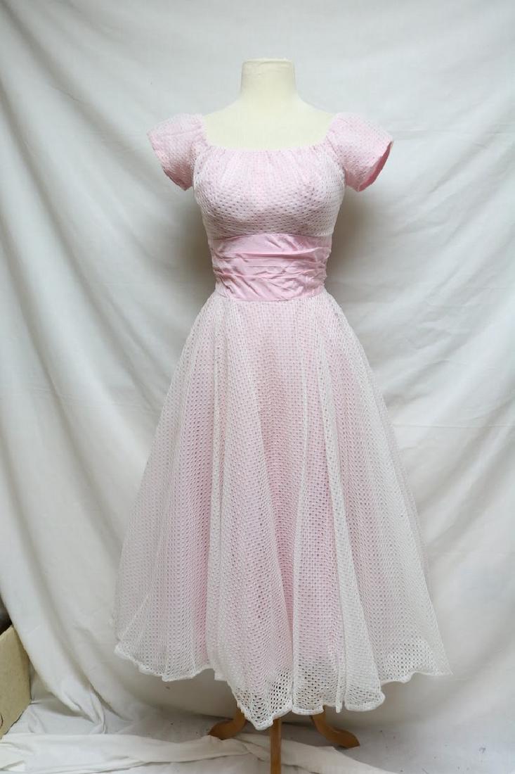 1950s eyelet party dress: pink/white eyelet organza, cap sleeves, fitted waist, full skirt, back zipper 32"/25"/Free/46"