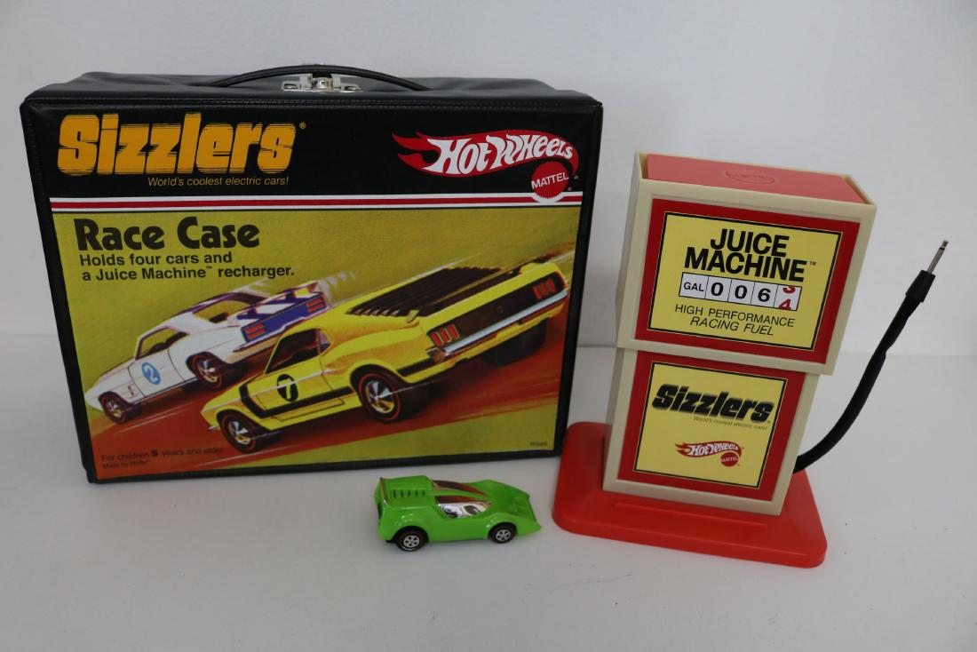 Sizzlers Hot Wheels Case, one red line & Justice (1 of 4)